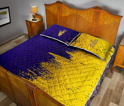 Image of Sigma Gamma Rho Quilt Bed Set